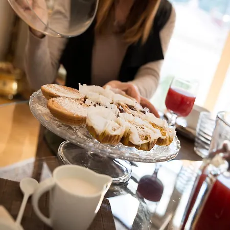 Casa Malena Bed & Breakfast 3*